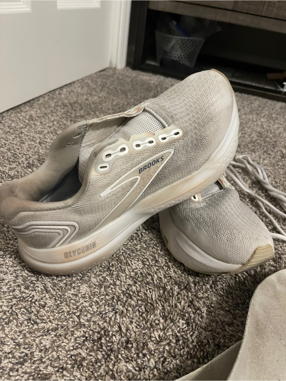 Brooks Women’s Glycein Athletic Shoes - Beige/Off-White